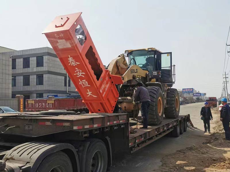鏟車(chē)液壓打夯機(jī) 鏟車(chē)液壓打夯機(jī)